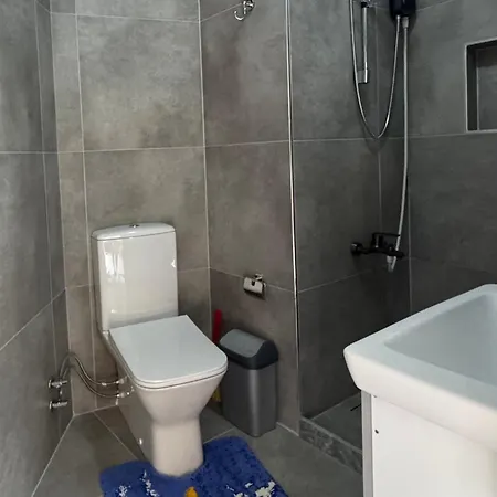 Located In The Center Of Avsa Island, 6 Min From The Beach, Detached House With Garden